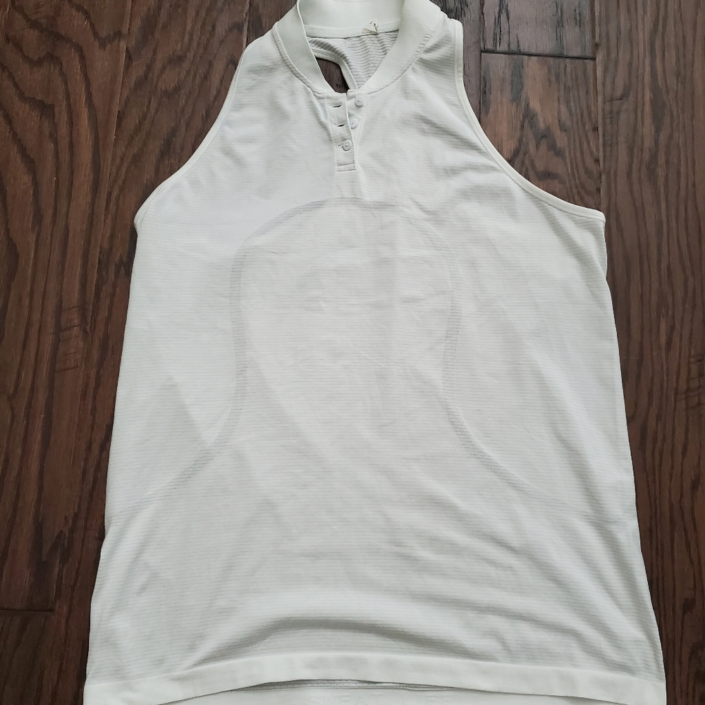 Lululemon size 12